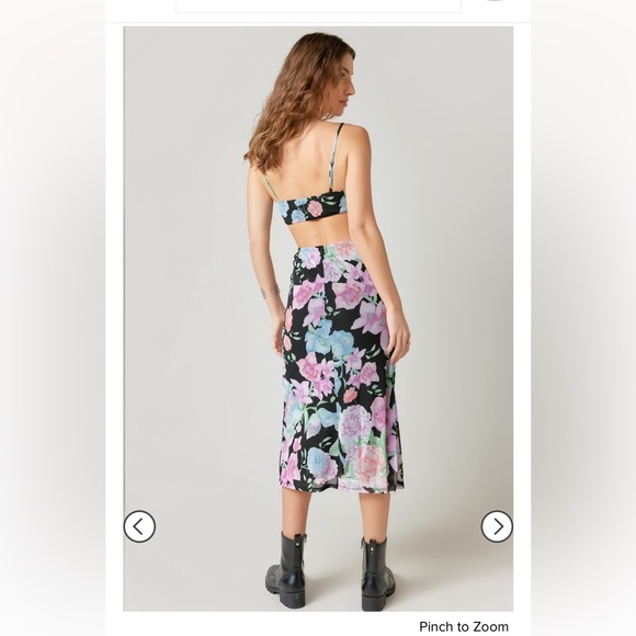 NWT Floral midi cutout dress - Picture 3 of 3